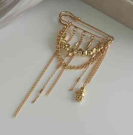 Брошь булавка с цепочками золотая декоративная на одежду аксессуар на пиджак стильное украшение Киев