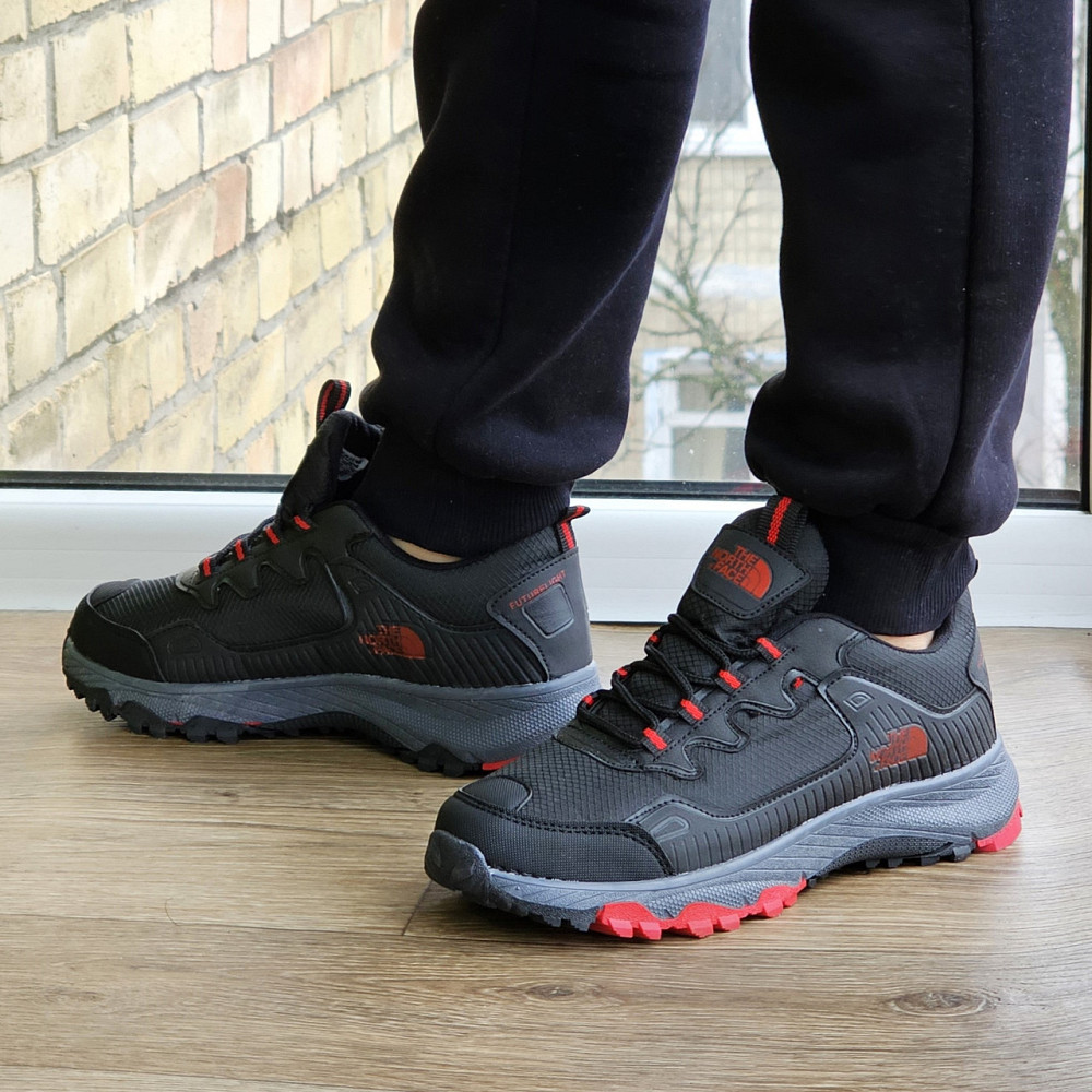 Мужские Кроссовки The North Face Черные с Красным Норт Фейс (размеры: 40,41,42,44) ВидеоОбзор Днепр - изображение 4