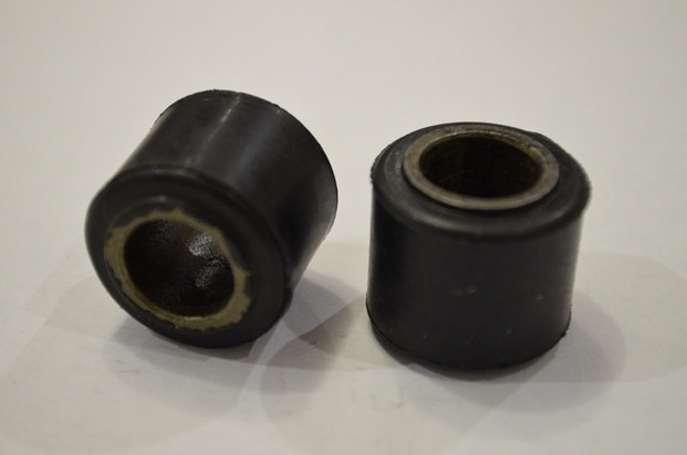 Сайлентблок амортизатора мотоцикл Ява Мукачево - фото 1