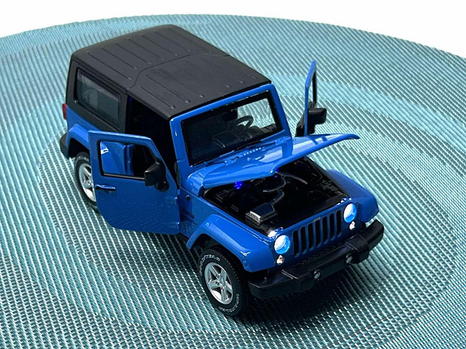 Машина металева Автопром Jeep Wrangler світло звук відчиняються двері капот 1:32 Синя (68331) Чернігів - фото 5
