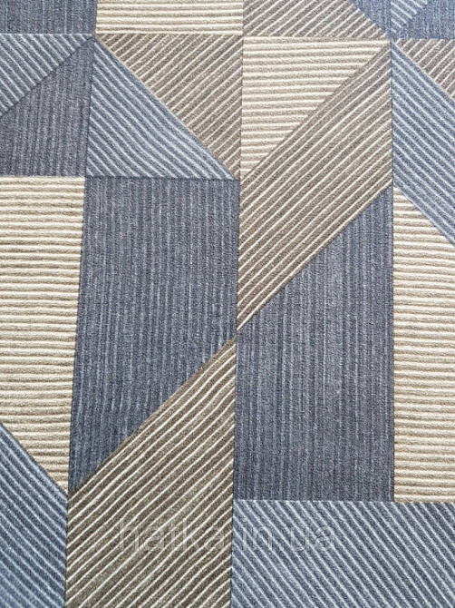 Обои виниловые на флизелиновой основе BLOOMING BL22771 геометрия ромбы треугольники песочный коричневый серый Київ - фото 3