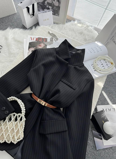 Женский классический пиджак свободного кроя в полоску костюмка Черный, 46/48 Одесса - изображение 8