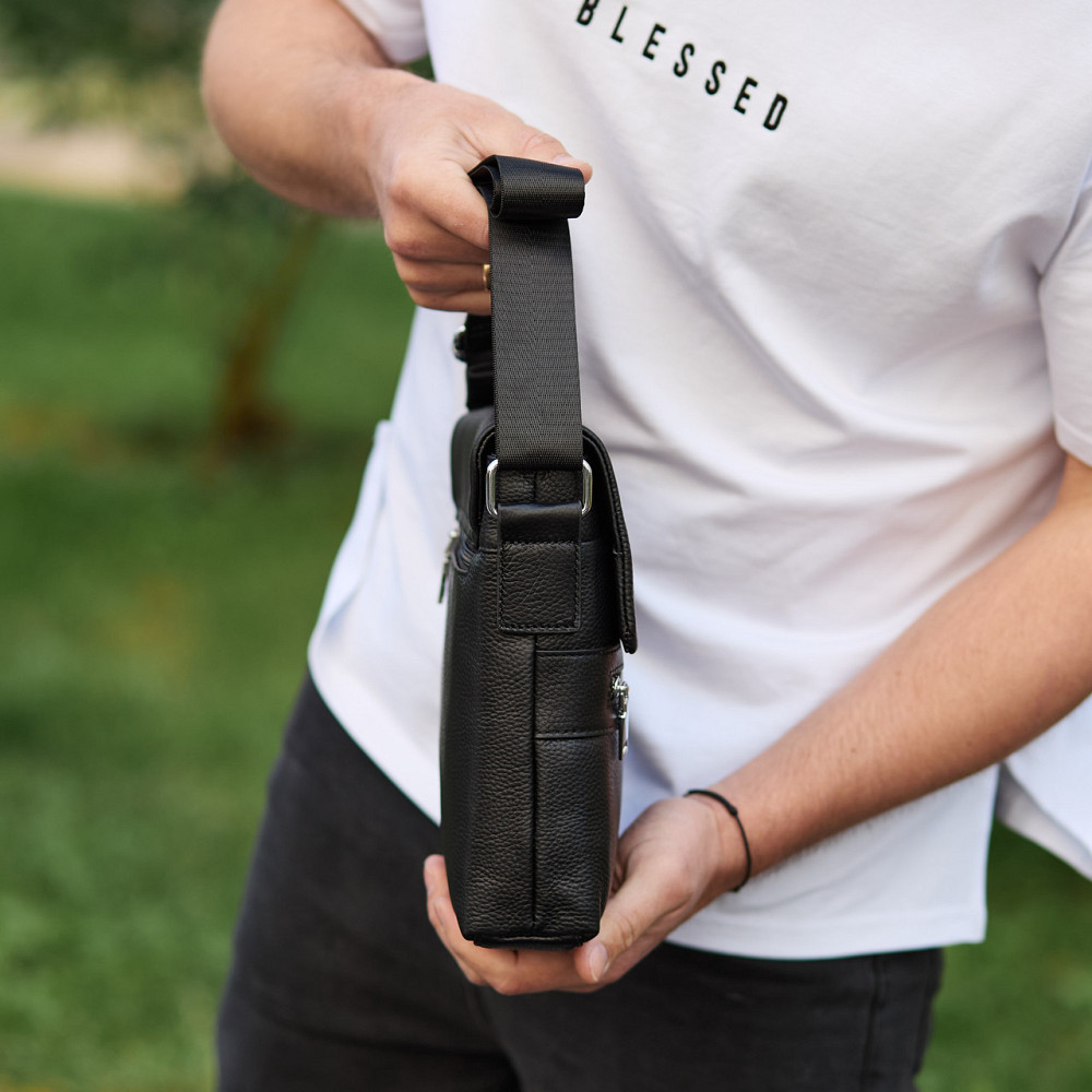 Кожаная мужская сумка-месенджер 21х23х5.5, сумочка кросс боди через плечо черная Tiding Bag 56230 Каменское - изображение 6