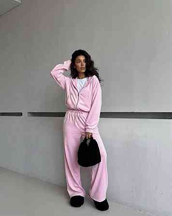 Женский повседневный трендовый велюровый костюм Одесса