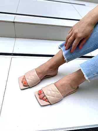 Stilli Модні шльопанці жіночі, штучна шкіра, бежеві на низькому ходу STILLI L109-2 р. 36, 37, 3 Коломыя