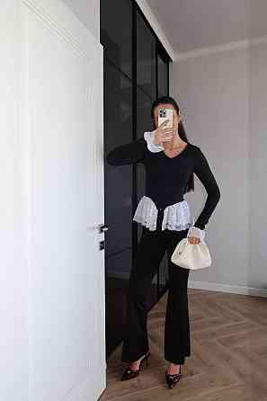 Жіночий елегантний костюм-двійка: кофта з мереживом і штани-кльош дайвінг+францеузське мереживо Білий, 42/44 Одеса