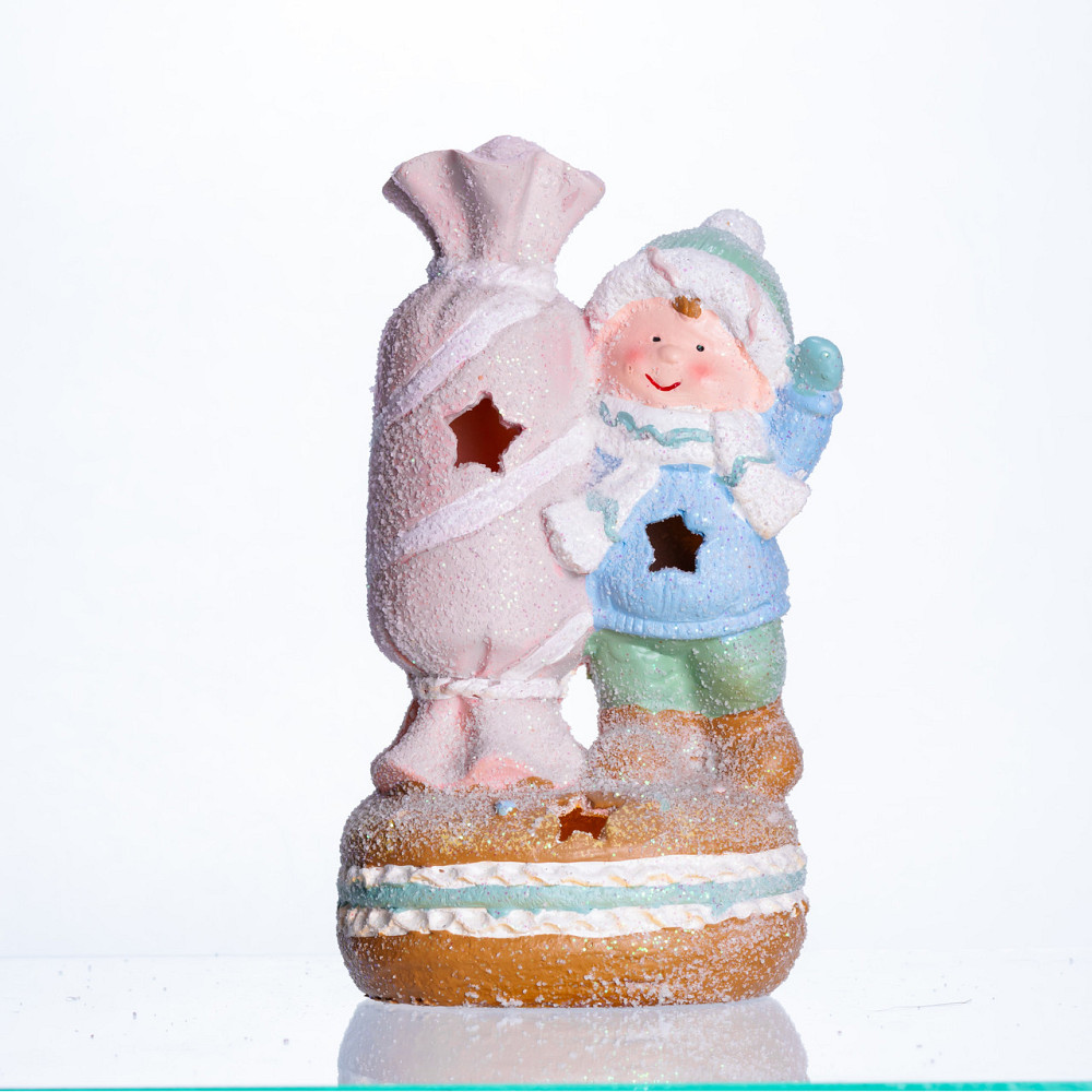 Новорічна декоративна фігурка з підсвіткою 12.5×9×21 см Новорічний декор Дитина з цукеркою з порцеляни CR-6-11 Коломия - фото 1