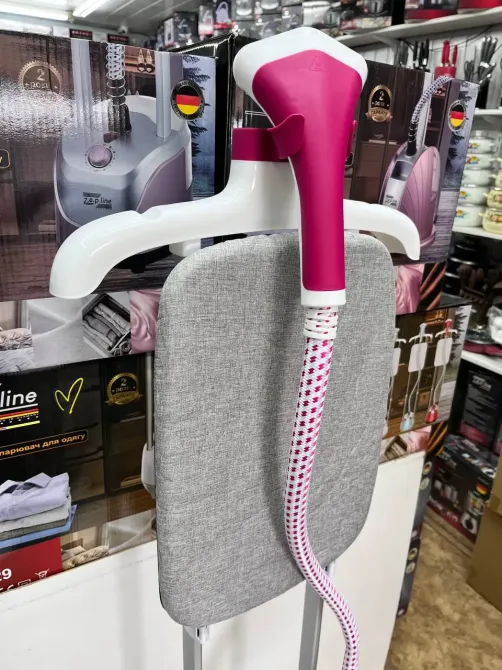 HandyHeat Красный Отпариватель вертикальный для одежды со стойкой Zepline ZP-129 3000W Коломия - фото 2