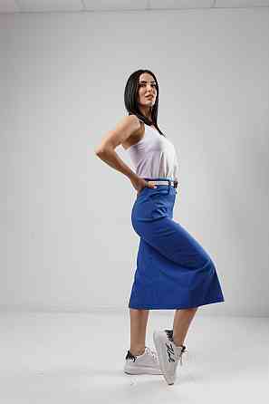 Юбка с фигурным разрезом 