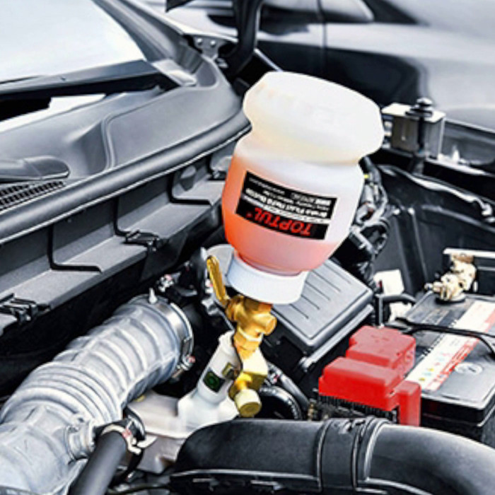 Бачок для замены тормозной жидкости 1л Мукачево - изображение 1