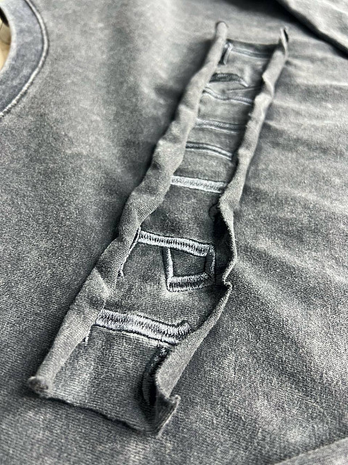 Футболка жіноча A-N 26029 оверсайз широка варена тай дай довгий рукав 3\4 з вишивкою попереду one size, сірий, one size Київ - фото 12