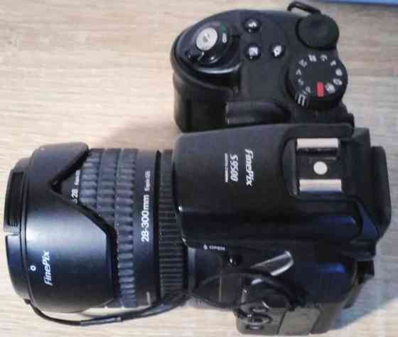 Фотоапарат цифровий FUJIFILM FinePix S9500 Київ
