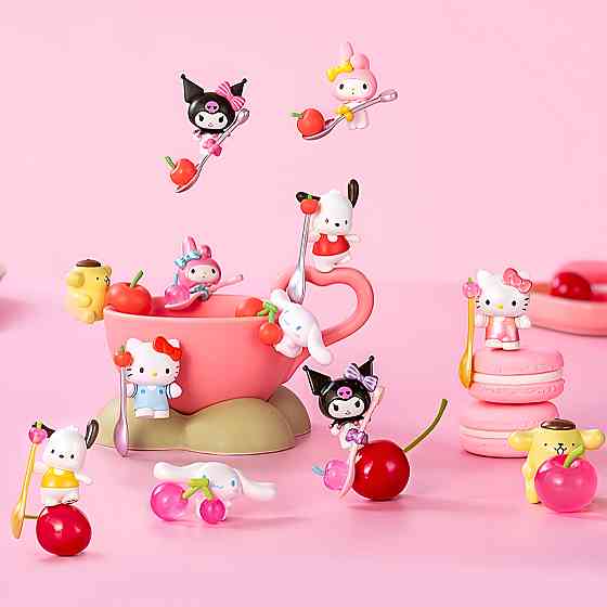 Фігурка-сюрприз Pop Top Hello Kitty та друзі – Вишеньки Днепр
