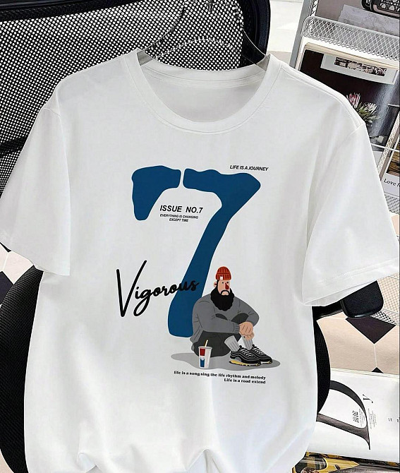 Футболка чоловіча с принтом  48 Біла 2664092973 Дніпро - фото 1