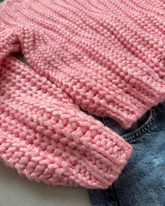 Женский уютный оверсайз свитер машинная вязка Одесса - изображение 7