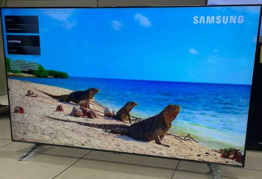 Телевизор Безрамный: 65