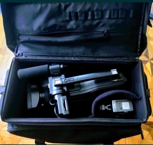 Професійна відеокамера: SONY HXR-MC1500P Харків - фото 8