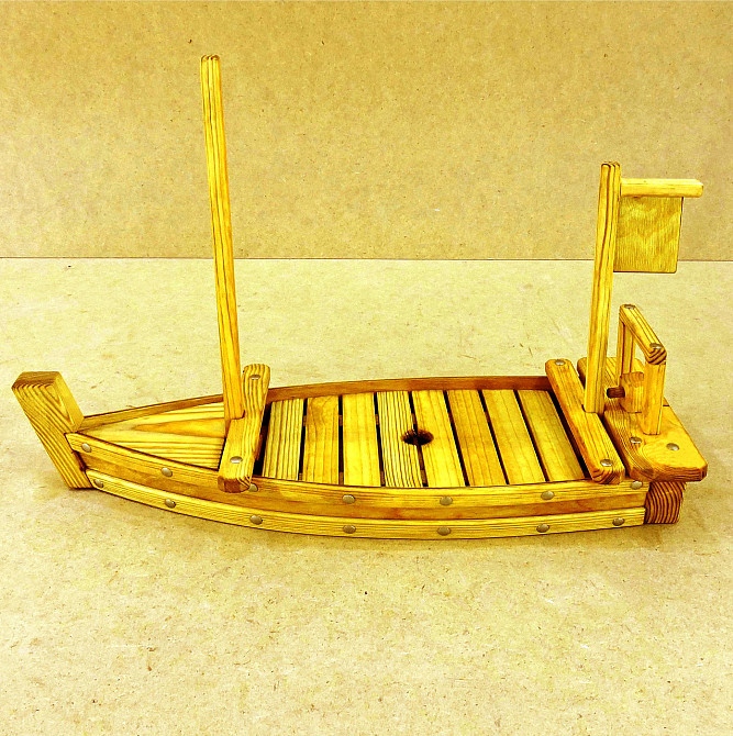 Лодка для подачи суши 