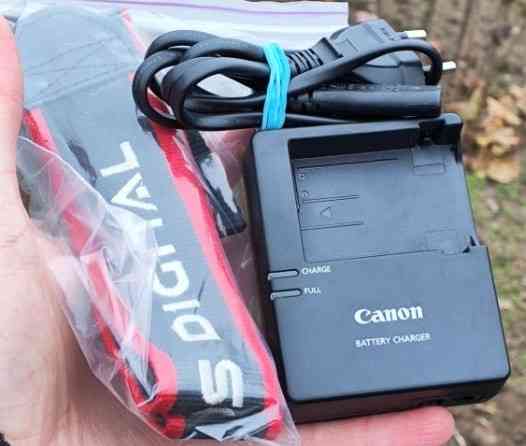 Фотоаппарат Canon 650D Сенсорный Зеркальный Харьков