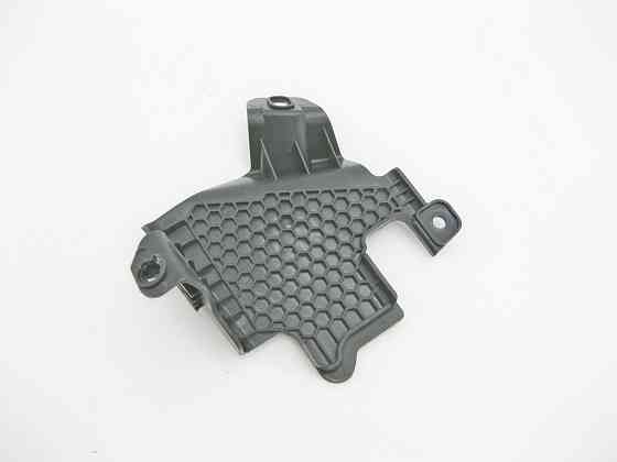 Mercedes-Benz  A2466840437 Пластикова опора в ногах переднього правого пасажира A-Class W176 B-Class W246 CLA C117 GLA X156 Одесса