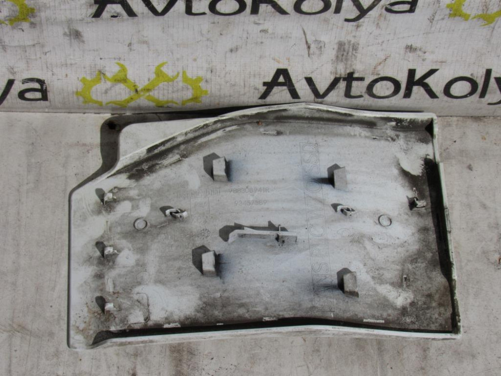 Лючок бензобака Renault Trafic III 2014-2020 Ковель - фото 2