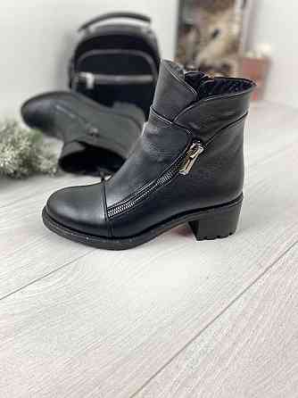 Injers Черевики жіночі INJERS чорні натуральна шкіра зима висота 14см каблук 6см (604 43) Коломыя
