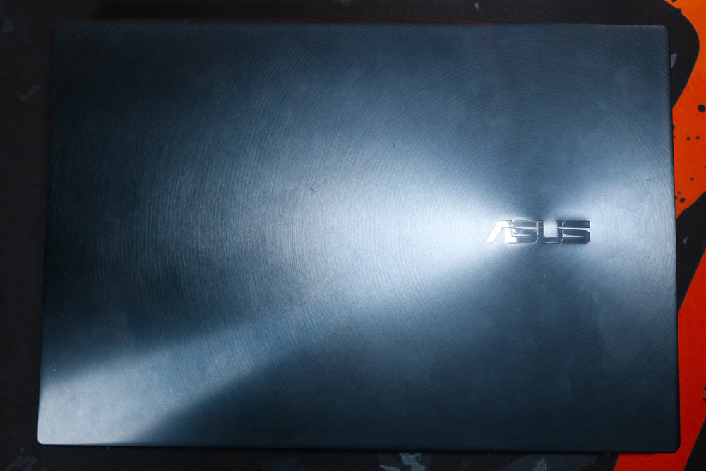 Мощный ноутбук Asus Zephyrus Pro Duo 15.6