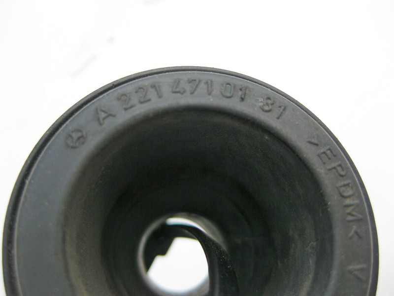 Mercedes-Benz  A2214710181 Мантаж ущільнювача вентиляційної трубки від абсорбера до паливного бака S-Class W221 CL C216 Одеса - фото 4