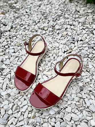 Mermaid Босоніжки жіночі 801 бордові (літо, лак натуральний) (947) 37р.40р. Коломыя