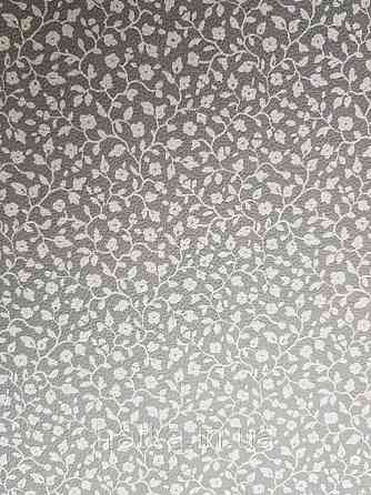 Шпалери вінілові на флізелін Petite Fleur 4 Rasch Texti 288673 на сірому тлі білі квіти гілочки Київ