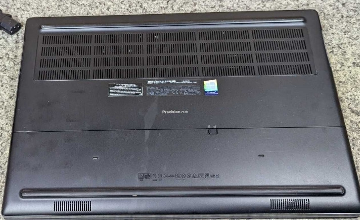 Ноутбук Dell Precision 7730 17" FHD i7 8850H 32Gb. 1TB / SSD P3200 6Gb. Київ - фото 2