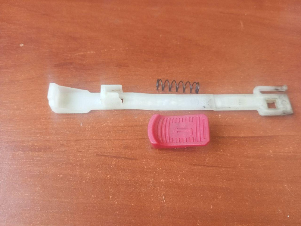 Кнопка для Шліфмашини прямої PARKSIDE PGSA 20-Li A1 з Німеччини Полтава - фото 1