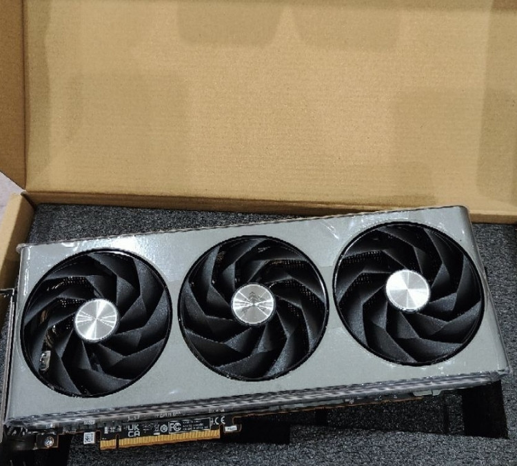 Видеокарта Sapphire PCI-Ex Radeon RX 7900 XT NITRO+ Gaming OC Vapor-X. Харьков - изображение 4