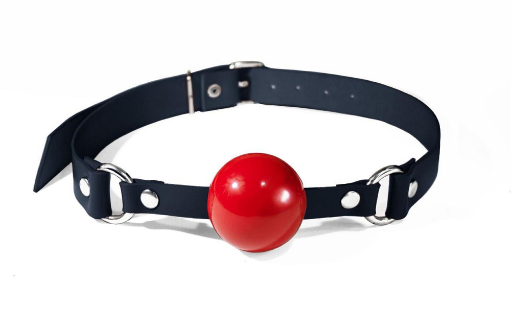 Кляп силіконовий Feral Feelings Silicon Ball Gag Black/Red, чорний ремінець, червона кулька Sex Aura Київ - фото 1