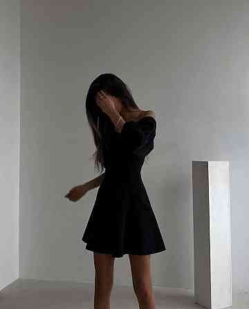 Женское романтическое мини платье с объемным рукавом костюмка Черный, 42/44 Одесса