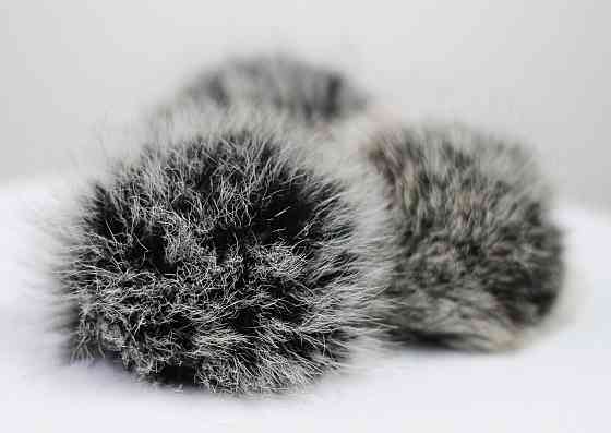 Помпони з натурального хутра песця на шапку 10-12см Графітовий Харків