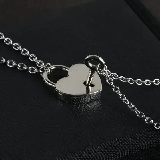 Парні підвіски “Серце-замок і ключ” — нержавіюча сталь (набір 2 кулонів) Київ