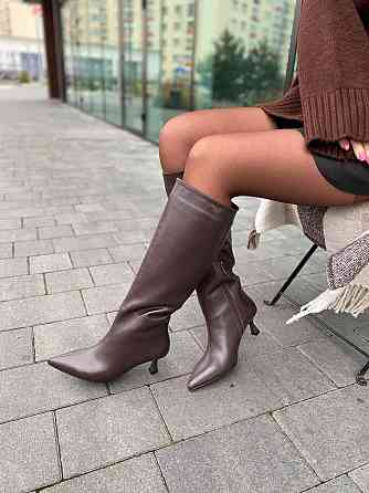 Чоботи жіночі демісезонні весна-осінь на низькому каблуці 6058 шоколадні з натуральної шкіри р. Коломия