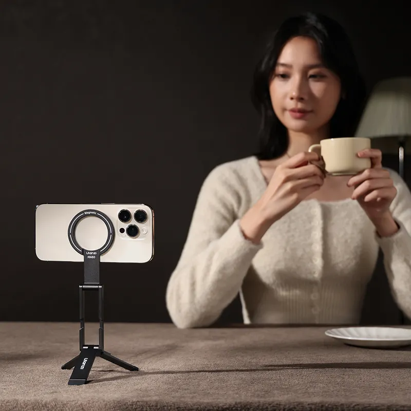 Тримач телефона Ulanzi MA60 Foldable Magnetic Phone Tripod (Red) Киев - изображение 7