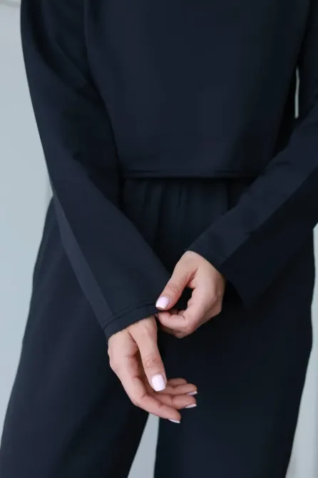 Стильний костюм із кроп-світшотом та прямими штанами Одеса - фото 12