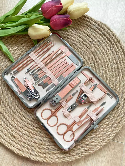 Маникюрно-педикюрный набор RESTEQ 24 предмета — профессиональный набор инструментов для ухода за ногтями и лицом Киев - изображение 8