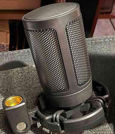 Игровой конденсаторный микрофон FIFINE Ampligame A2 с RGB подсветкой. Киев