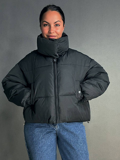 Куртка жіноча Lady Yep 10043 коротка на блискавці з коміром чорна, чорний, 42 Київ - фото 8