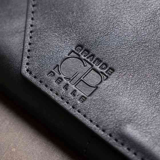 Горизонтальне стильне портмоне унісекс GRANDE PELLE 11557 Синій Київ