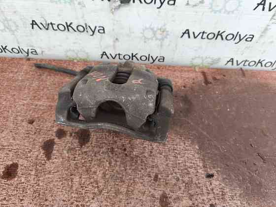 Супорт передній Nissan Note E11 2005-2012 Ковель