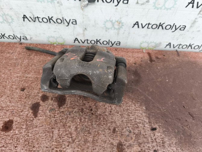 Супорт передній Nissan Note E11 2005-2012 Ковель - изображение 6