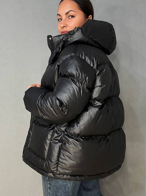 Куртка женская A-N 30046 глянцевая пуффер удлиненная с капюшоном S-M, черный, SM Киев - изображение 8