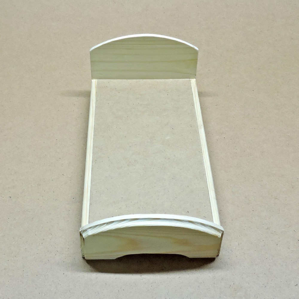 Кровать для кукол 