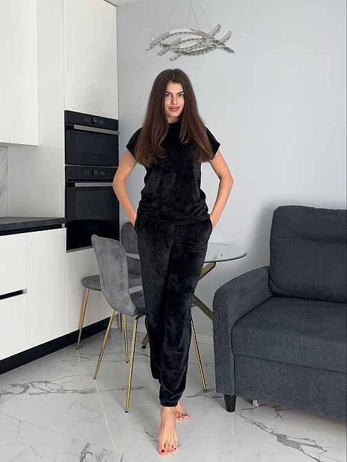 Женский домашний костюм тройка: футболка брюки + шорты плюш-велюр Черный, 54/56 Одесса - изображение 2