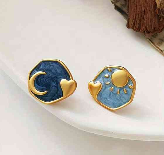 Серьги пусеты солнце и луна эмаль синие золотистые серьги гвоздики Киев